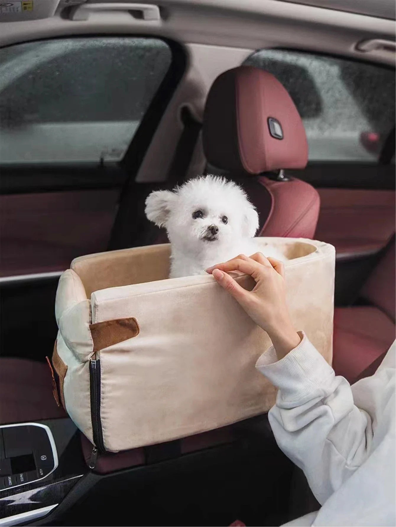 Portable Dog Beds Car Seats Basket Mat Warm Accessories Dogs Washable Travel Sofa Small Puppy For Pets Kennel Medium Pet Bed