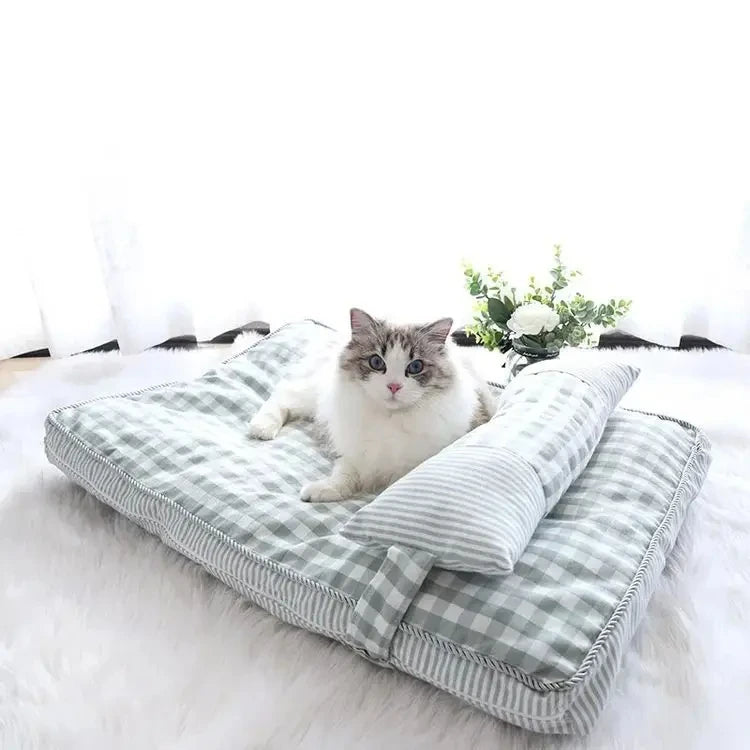 Pet Cat Bed Cushion Soft Lounger Pet Bed House for Dogs Cats Cozy Sleeping Sofa Warm Puppy Kennel Mat Dog Mattress Pet Supplies